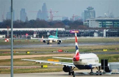 A Aer Lingus De Slots No Aeroporto De Heathrow