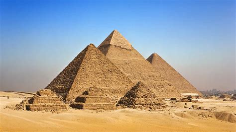 Pyramids Brabet